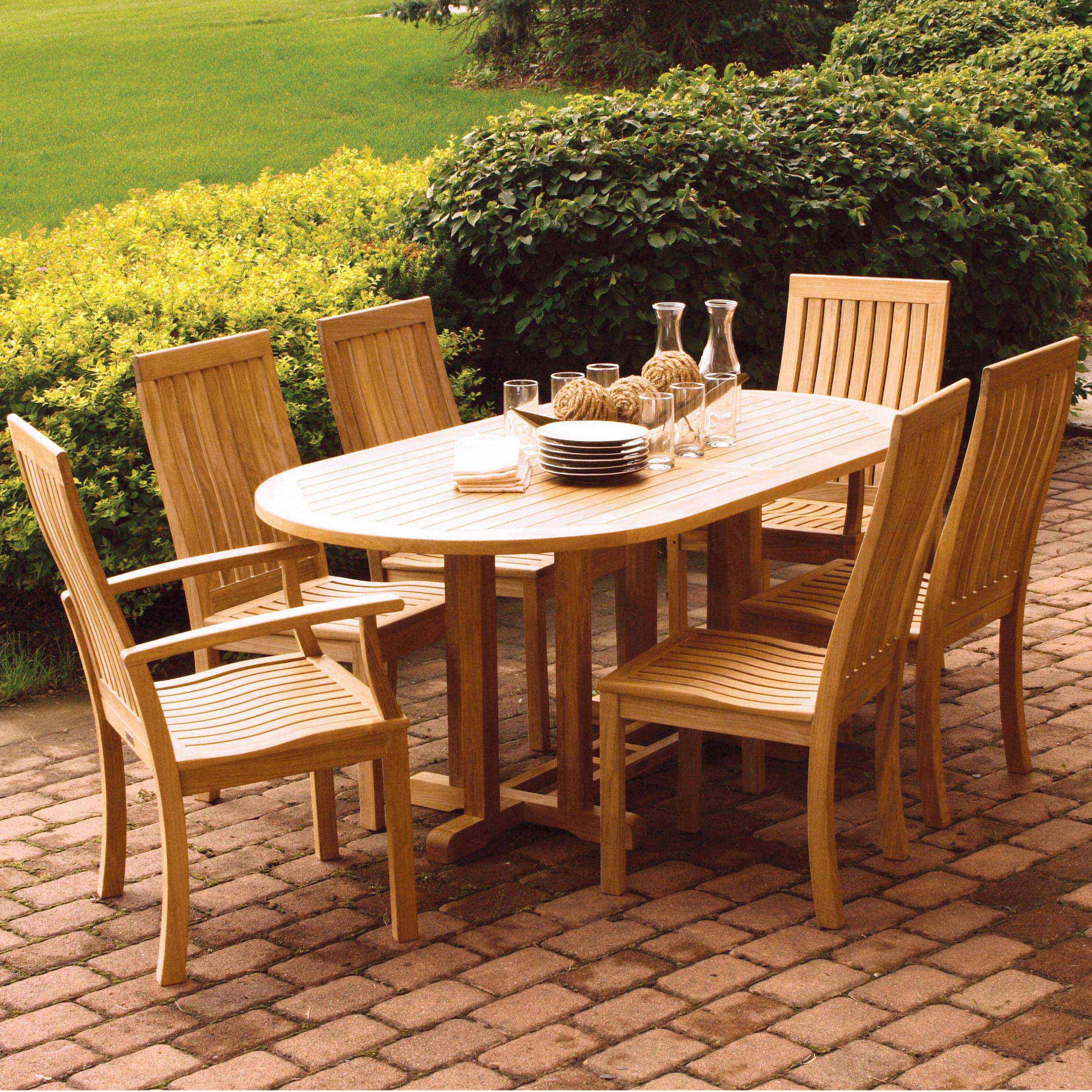 Camden Oval Outdoor Dining Set